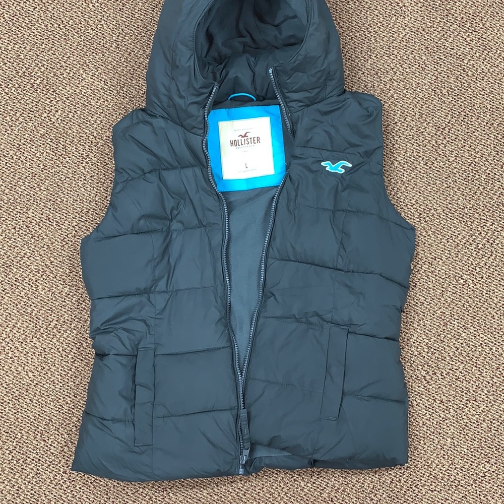 Gray Hollister vest